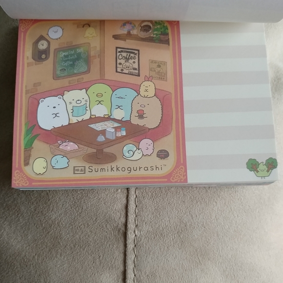 San-X Sumikko Gurashi the Movie medium memo pad - Picture 3 of 8